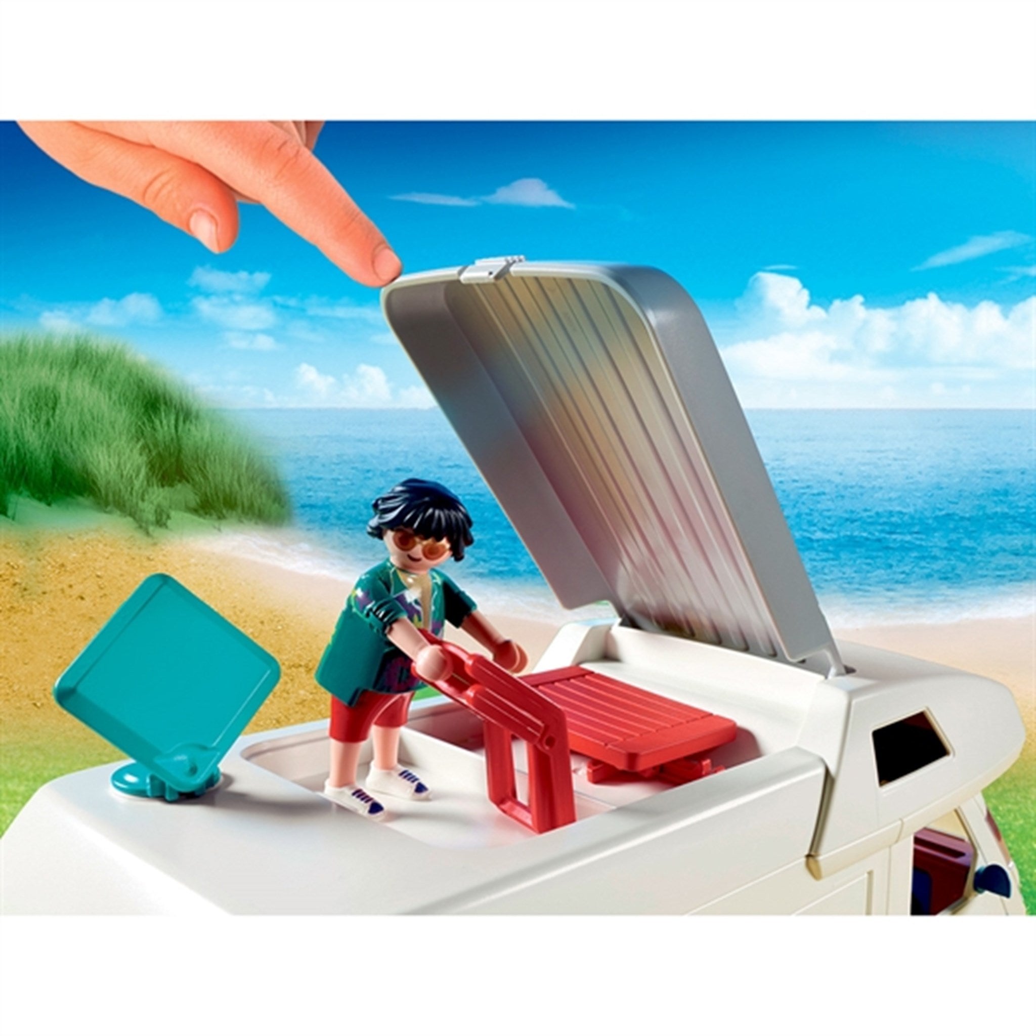 Playmobil® Family Fun - Family Camper 4