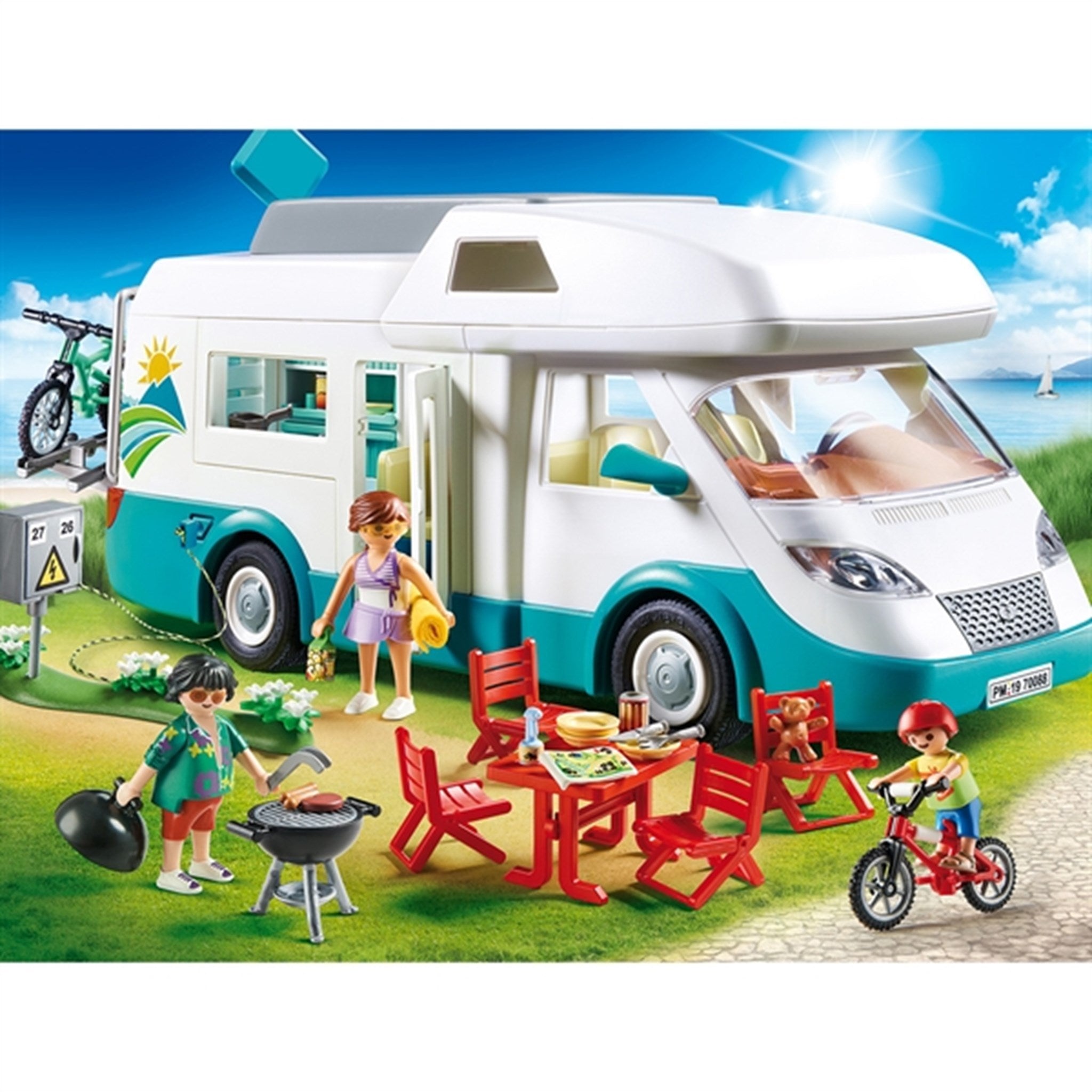 Playmobil® Family Fun - Family Camper 5